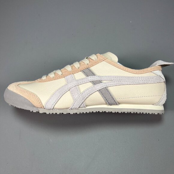 Asics shoes - Picture 3 of 8